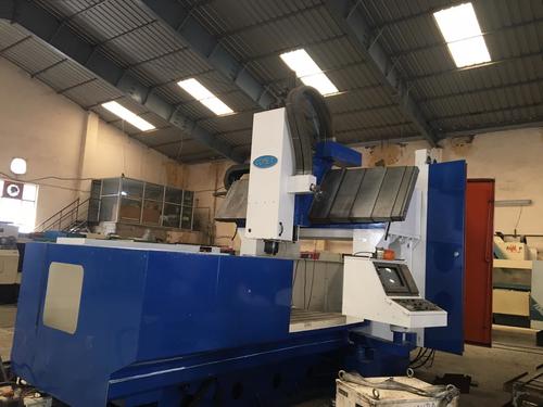 Blue Mighty Comet Vmc 2000G Cnc Vertical Bridge Mill