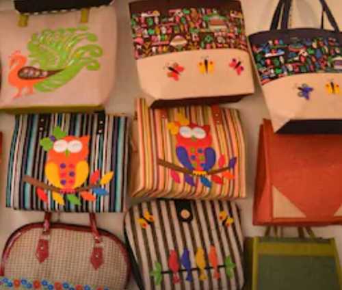 Ladies Fancy Handicraft Bags Design Type: Hand Building