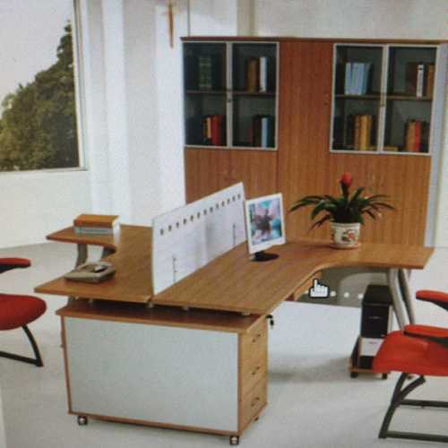 Brown Termite Proof Modular Office Table