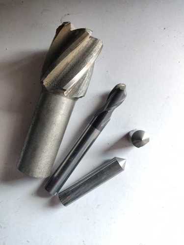 Carbide Inserts For Thread Turning Tool Application: Machines