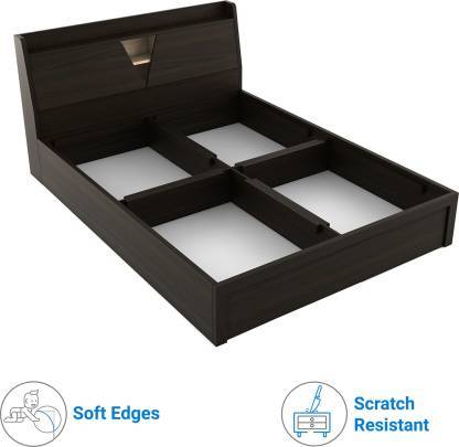 Square Scratch Resistant King Size Bed