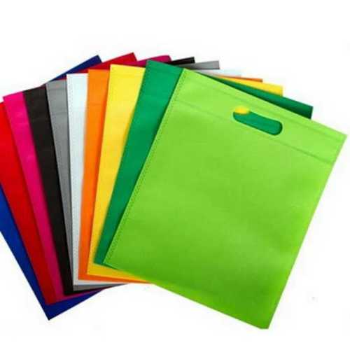 Non Woven Carry Bags Bag Size: Various Sizes Are Available