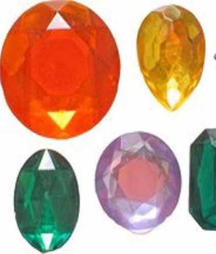 Attractive Look Synthetic Gemstone Size: Customised