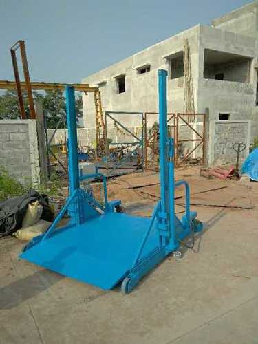 Stradle Stacker For Truck Loading