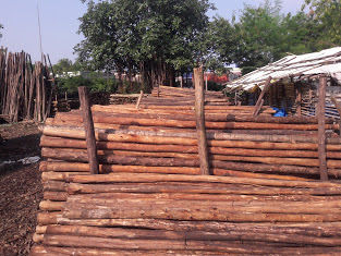 Wood Round Nilgiri Wooden Poles