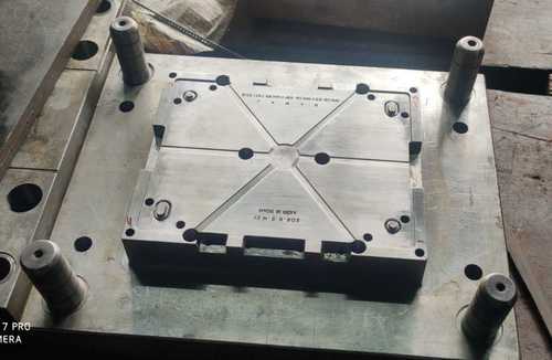 Steel 12 Module Punch Injection Moulding Die