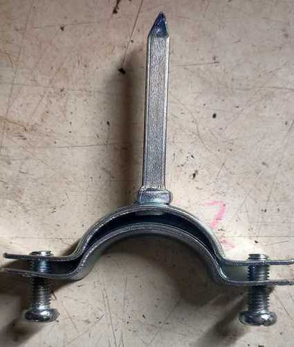 Pipe Clamp With Rubber Insulation - Royal Industrial Trading Co.