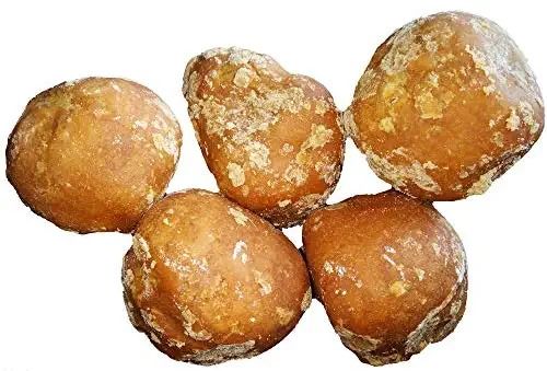 Gold Color Nutritious Jaggery