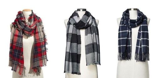 Various Colors Are Available Plain And Printed Woolen Stoles 