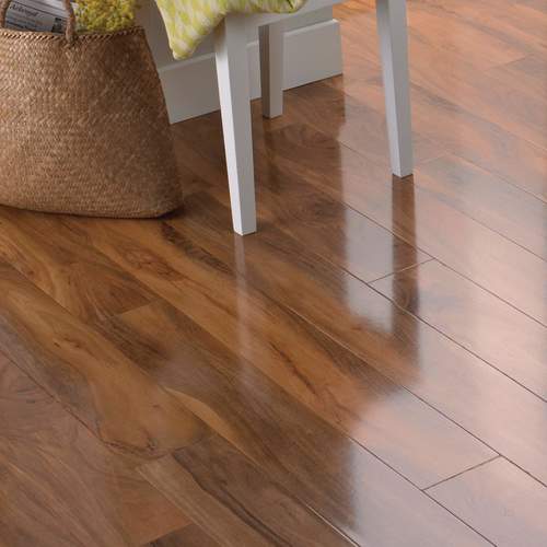 Pavimento Laminated Wooden Flooring