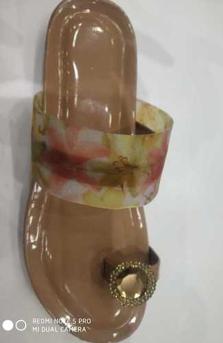 Beige High Strength Ladies Chappal