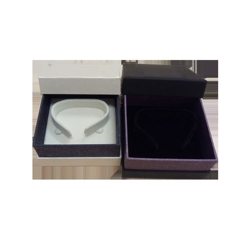 High Grade And Exquisite Paper Necklace Jewellery Box Size: 8.8*8.8*4.5Cm