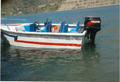 Frp Speed Boat For Transporation Capacity (Person): 6 To 15