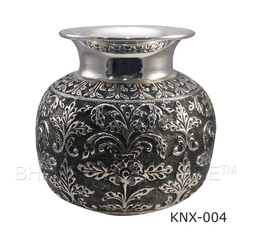 925 Bis Hallmarked Pure Silver Nakshi Binde Kalash For Gifting Size: Standard