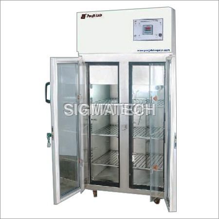 2 दरवाजे और पाउडर पेंट फिनिश के साथ ग्लास डोर रेफ्रिजरेटर