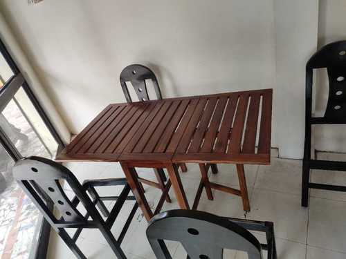 Brown Waterproof Folded Dinning Table