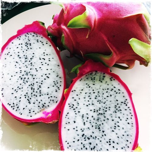 Red/White Fleh Natural And Fresh Dragon Fruit