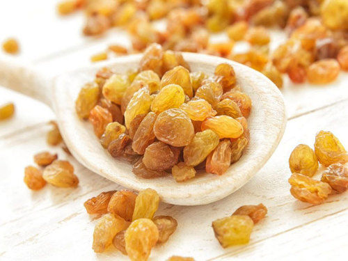 Sweet Dried Golden Raisins