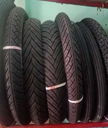 Black Tubeless Mrf Tyre