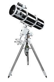 Newtonian Reflector Telescope