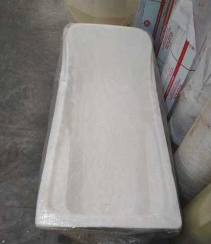 White Ceramic Bath Tub 