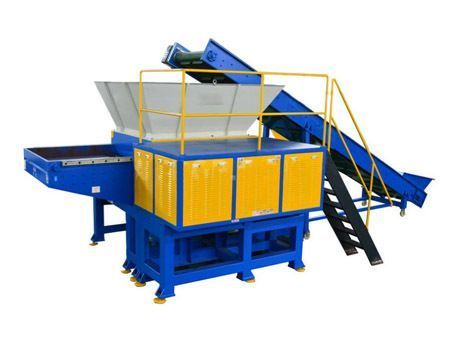 Garbage Shredder with Feed Conveyor