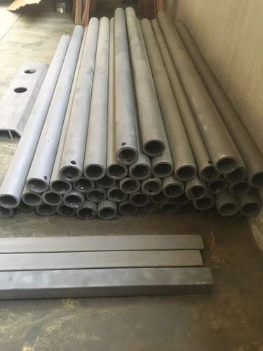 Round Shape Silicon Carbide Tube Length: Customiezd 100-500 Millimeter (Mm)