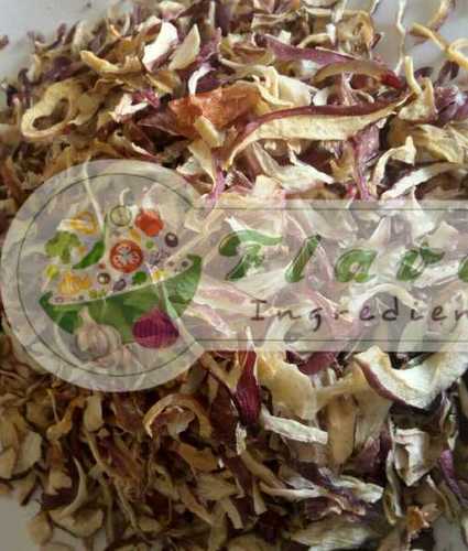 Natural Dehydrated Red Onion Flakes