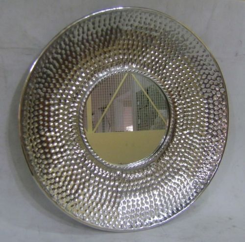 Round Attractive Look Wall Mirror