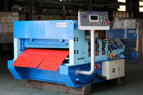 Multi-trim Roll Forming Machine