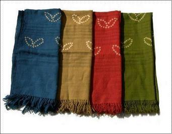 Trendy Design Woolen Stole