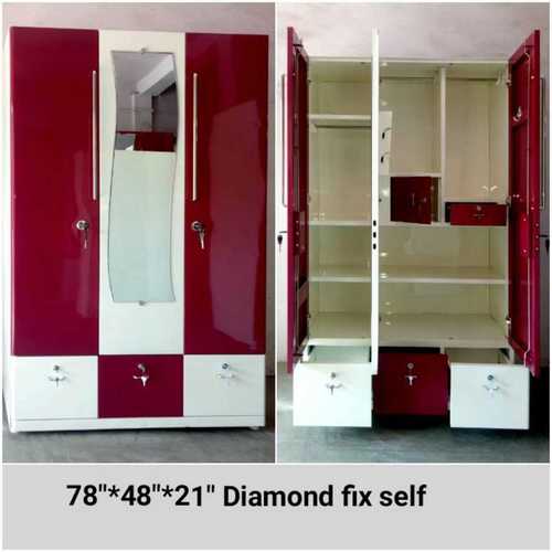 Precisely Made Steel Almirah