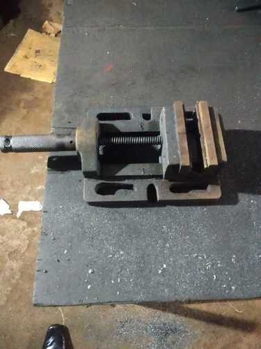 Multi Color Heavy Duty Mild Steel Vice