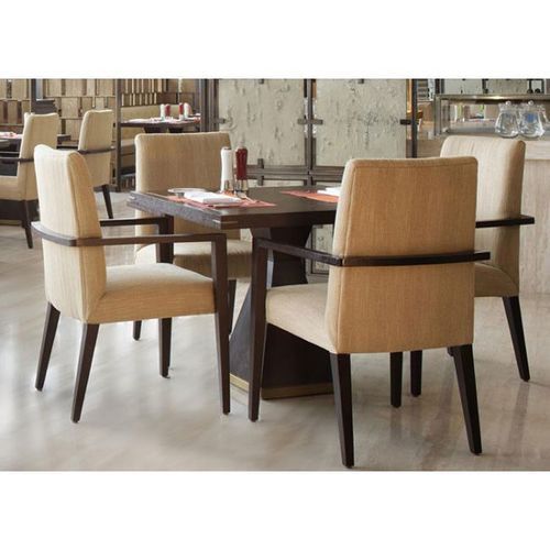 Traditional Restaurant Dining Table and Chair Set