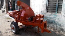 Red Tractor Operated Chaff Cutter