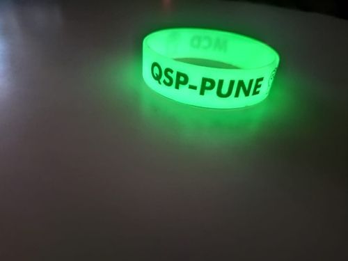 13Mm Glow Wristbands Diameter: 13/ 205 Millimeter (Mm)