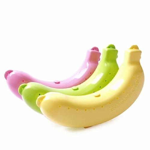Floraware Plastic Banana Food Storage Container (Multicolour)