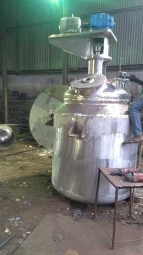 Stainless Steel Chemical Storage Tanks