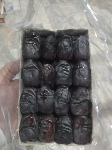 Organic Black Dry Iranian Dates