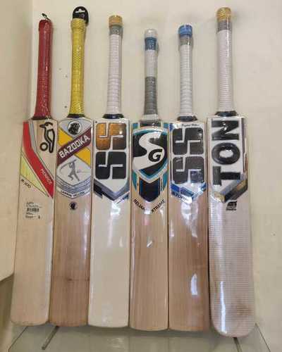 Light Brown Cricket Bats