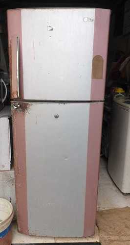 White Fast Cooling Vertical Fridge