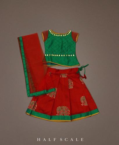 Kasu-maalai Beaded Top With Block Printed Skirt