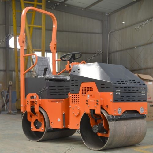 Small Vibratory Tamping Road Roller