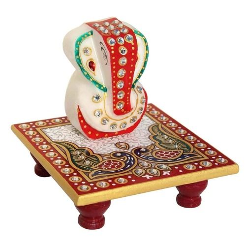 Painting Attractive Pattern Ganesh Chowki