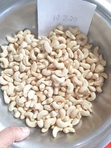 Cashew Nuts W 320