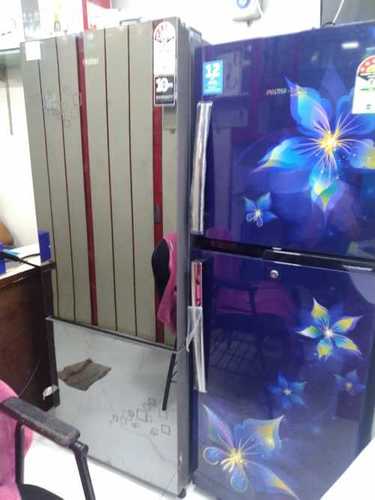 Double Door Refrigerator For Residential Use Capacity: 230 Kg/Day