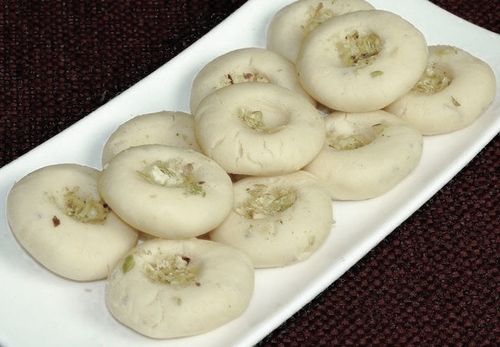 Natural Sugar-Free Badam Malai Peda Grade: Food Grade