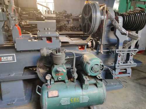 Heavy Duty Lathe Machine - 220V Electric Drive, Green Metal Finish | High Performance, Semi Automatic & Automatic Grades