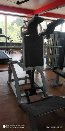 Black High Strength Blended Squat Machine