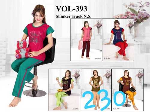 Multicolor Comfortable Ladies Night Suit